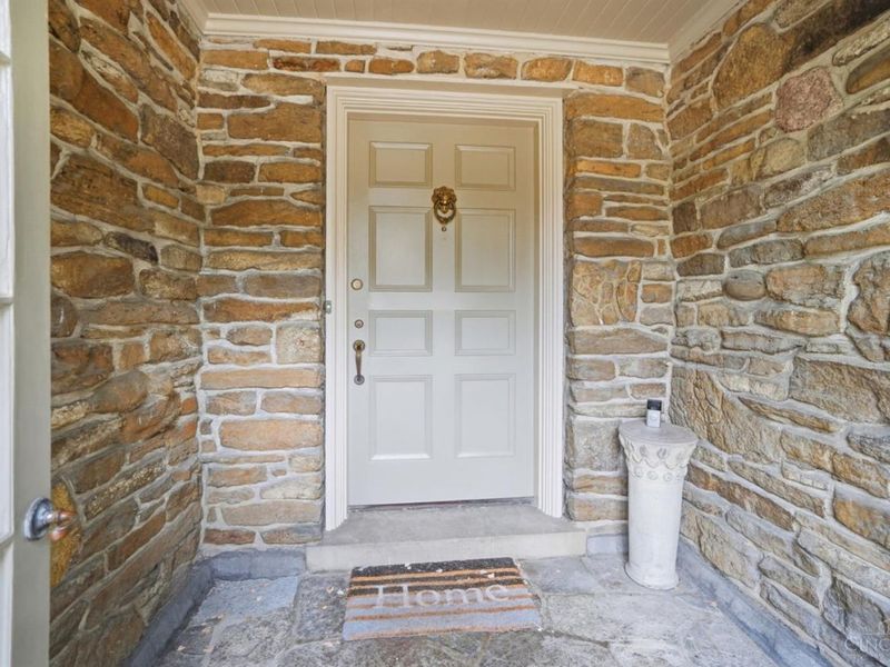 32 Hampton Lane, Cincinnati, OH 45208 Photo 7