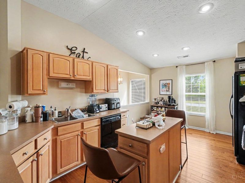5418 Scarletoak Drive, Cincinnati, OH 45239 Photo 10
