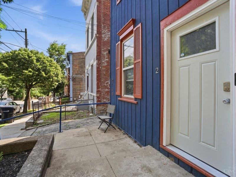 2149 W Clifton Avenue, Cincinnati, OH 45219 Photo 5