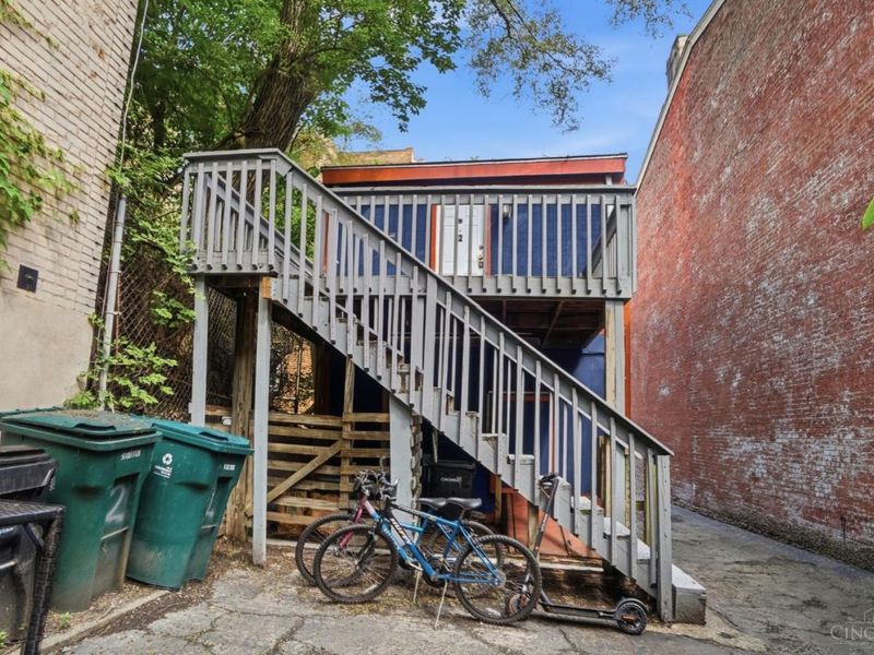 2149 W Clifton Avenue, Cincinnati, OH 45219 Photo 63