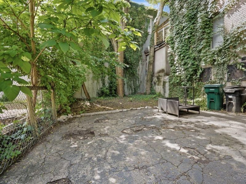 2149 W Clifton Avenue, Cincinnati, OH 45219 Photo 67