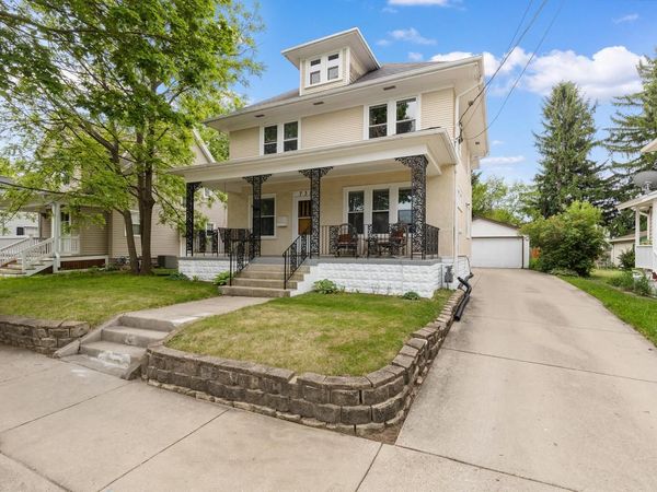 735 Beechwood AVENUE, Waukesha, WI 53186