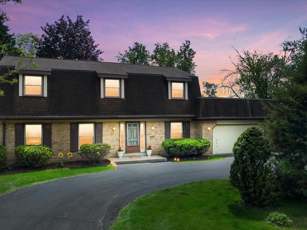 17645 Wexford COURT, Brookfield, WI 53045