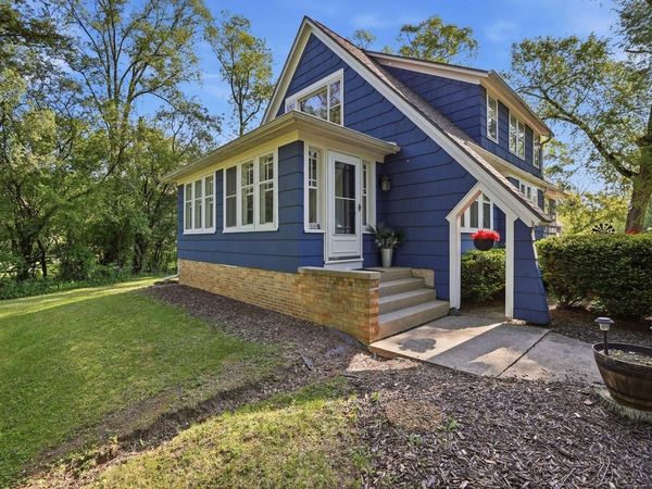 10064 N Cedarburg ROAD, Mequon, WI 53092