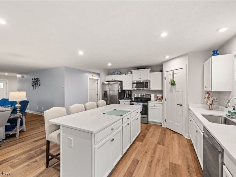 307 Pebble Creek Court, Amherst, OH 44001 Photo 10