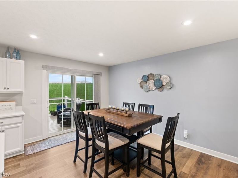 307 Pebble Creek Court, Amherst, OH 44001 Photo 15