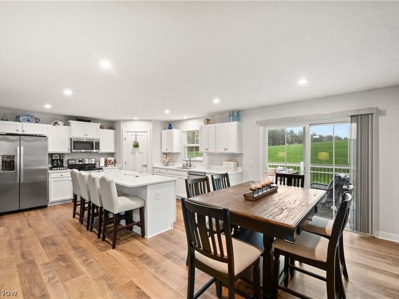 307 Pebble Creek Court, Amherst, OH 44001 Photo 16