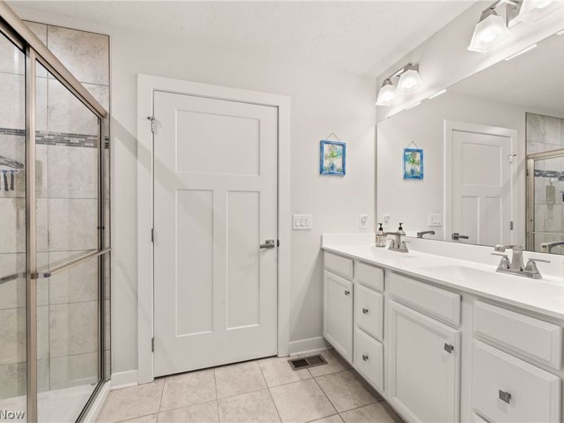 307 Pebble Creek Court, Amherst, OH 44001 Photo 28