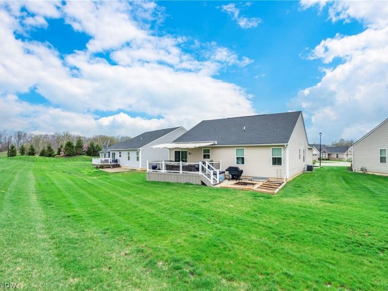 307 Pebble Creek Court, Amherst, OH 44001 Photo 42