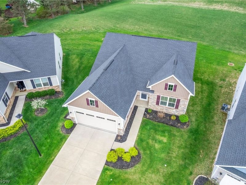 307 Pebble Creek Court, Amherst, OH 44001 Photo 43