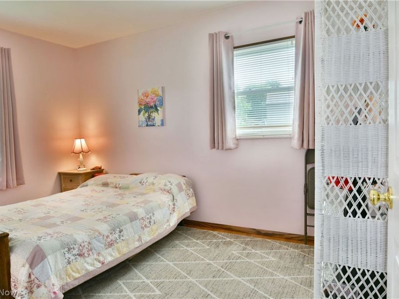 2483 Trentwood Drive SE, Warren, OH 44484 Photo 36