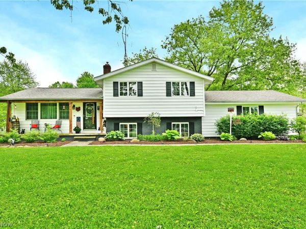 7198 Oak Hill Drive , West Farmington, OH 44491