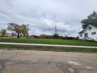 12406-12416 GREENLAWN Street, Detroit, MI 48204