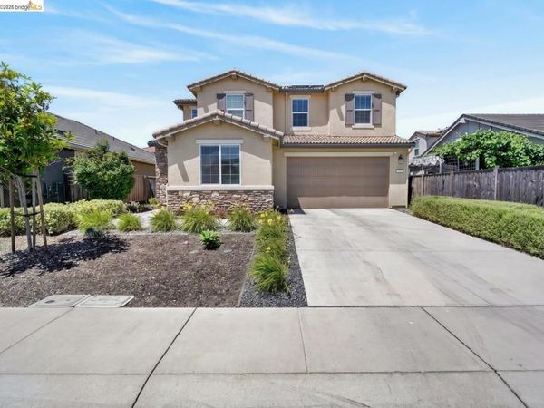 669 Longmont Dr, Oakley, CA 94561