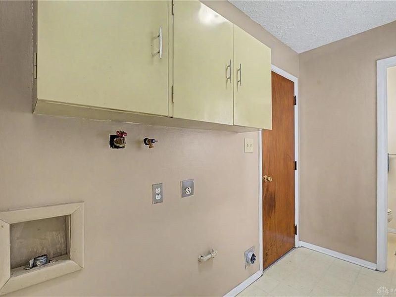 1301 Laramie Drive, Riverside, OH 45432 Photo 12