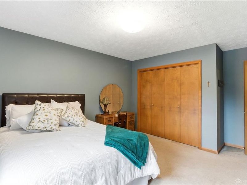 195 Finsbury, Troy, OH 45373 Photo 23