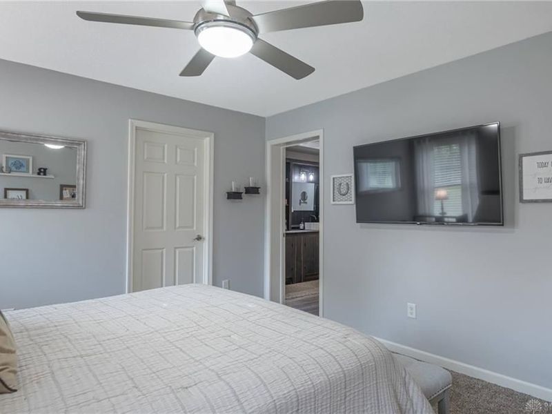 9931 Bunnell Hill Road, Clearcreek Township, OH 45458 Photo 14