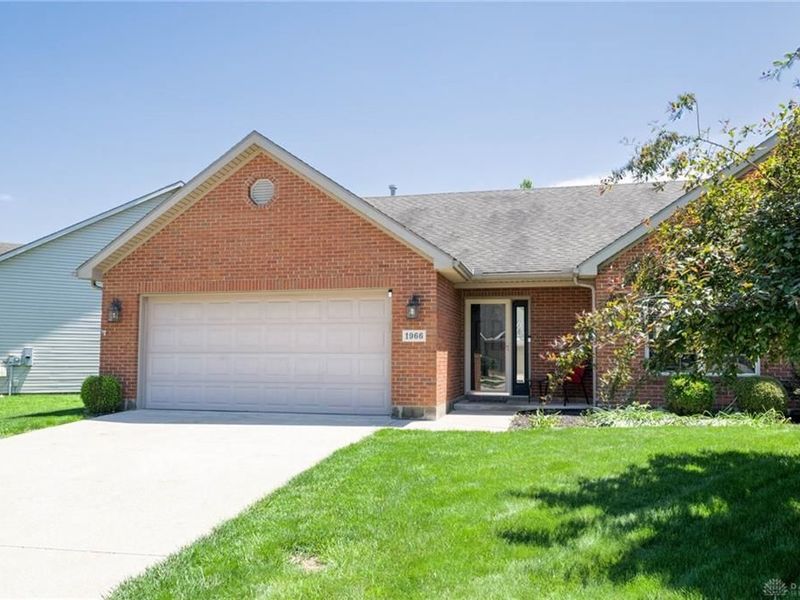 1966 Cider Mill Way, Tipp City, OH 45371 Photo 28