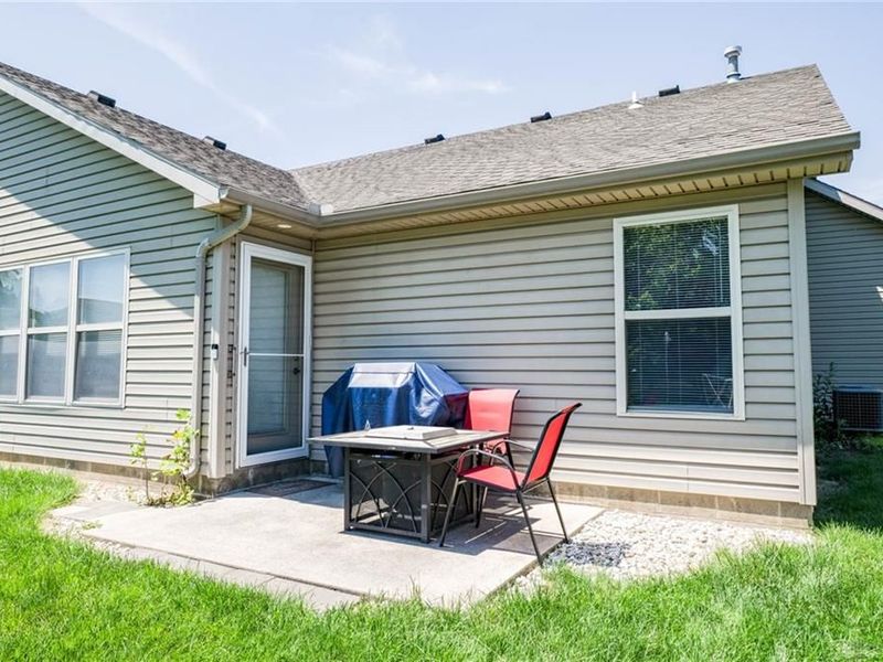 1966 Cider Mill Way, Tipp City, OH 45371 Photo 29