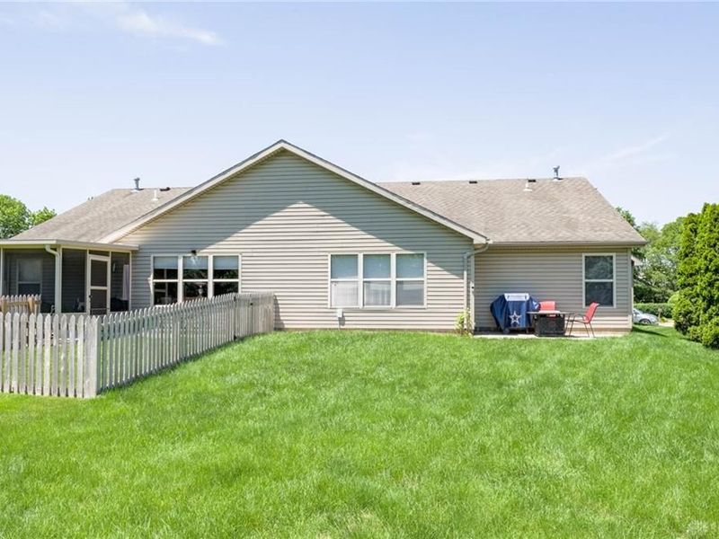 1966 Cider Mill Way, Tipp City, OH 45371 Photo 31