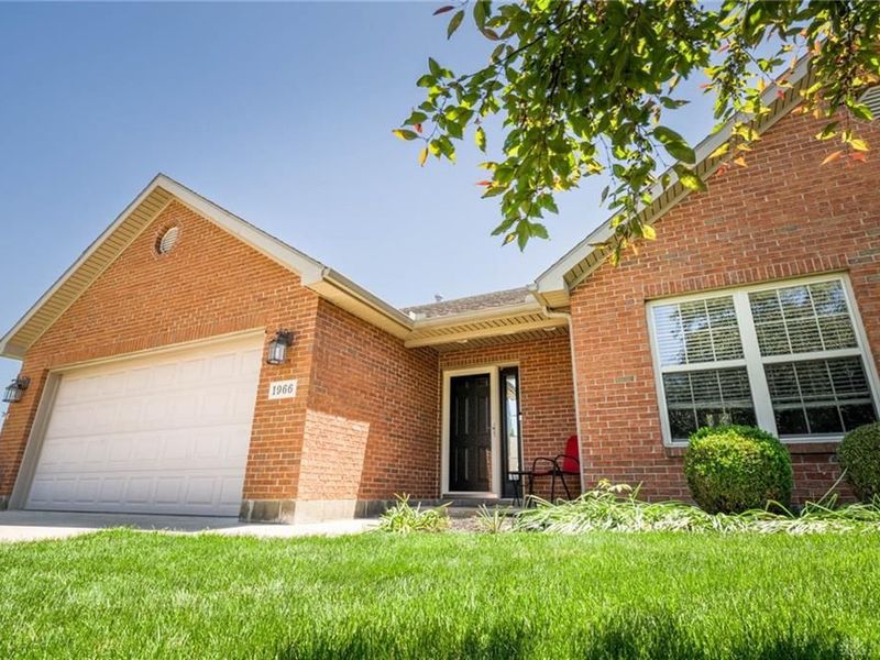 1966 Cider Mill Way, Tipp City, OH 45371 Photo 34