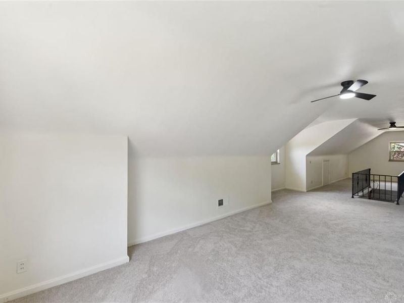 2939 Lawndale Avenue, Cincinnati, OH 45212 Photo 31