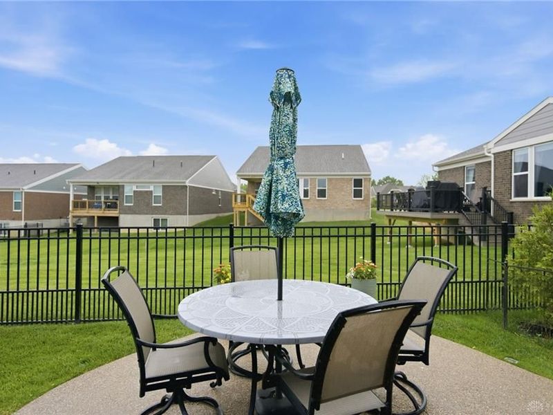 5114 Renaissance Park Drive, Middletown, OH 45005 Photo 7