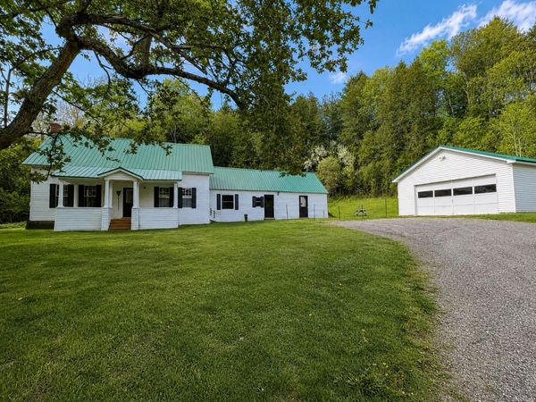 704 South Wheelock Road, Lyndon, VT 05851