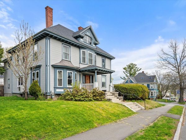 340 State Street , Bangor, ME 04401