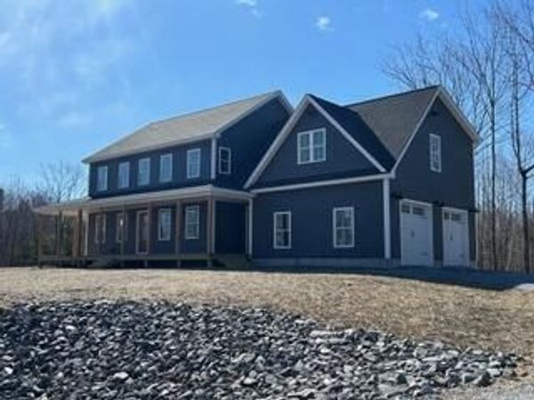 136 Tenny Hill Road, Raymond, ME 04071