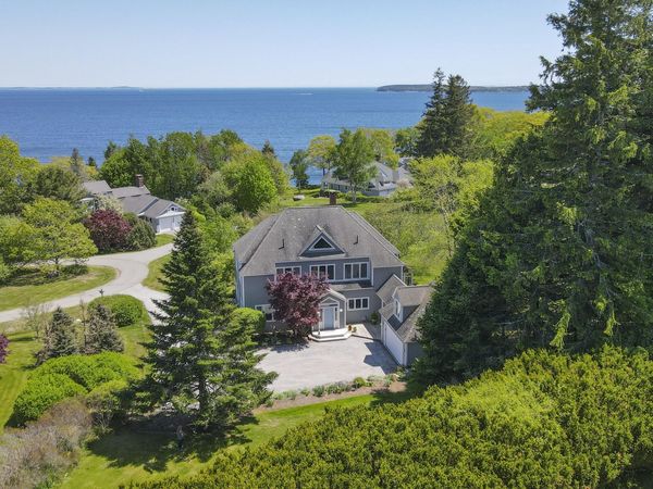 31 Eastward on the Ocean, Rockport, ME 04856