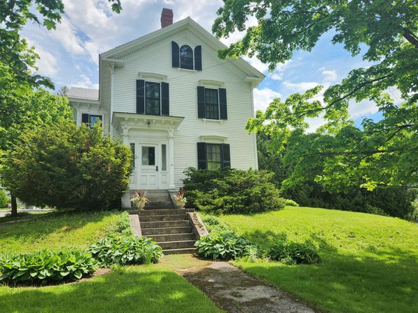 151 Kenduskeag Avenue , Bangor, ME 04401