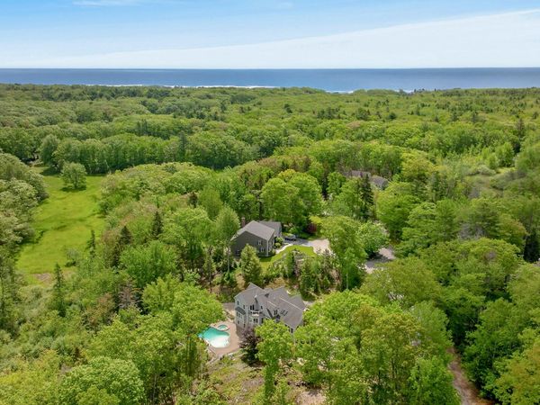 12 Touchstone Drive, Kennebunkport, ME 04046