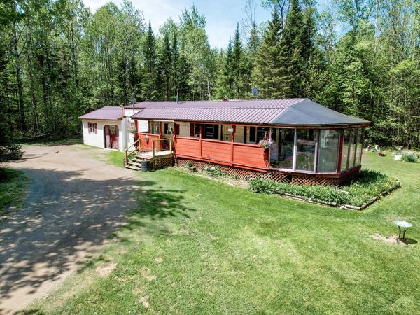 89 Dill Road, Stetson, ME 04488