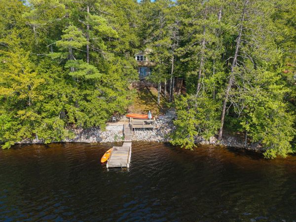 33 E Shore Drive , Limerick, ME 04048