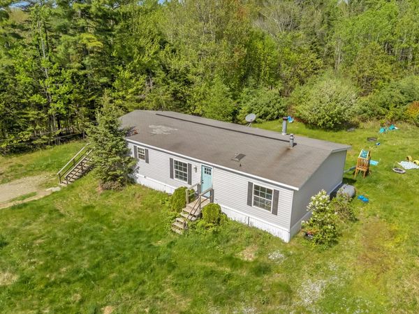 33 Whittier Road , Belfast, ME 04915