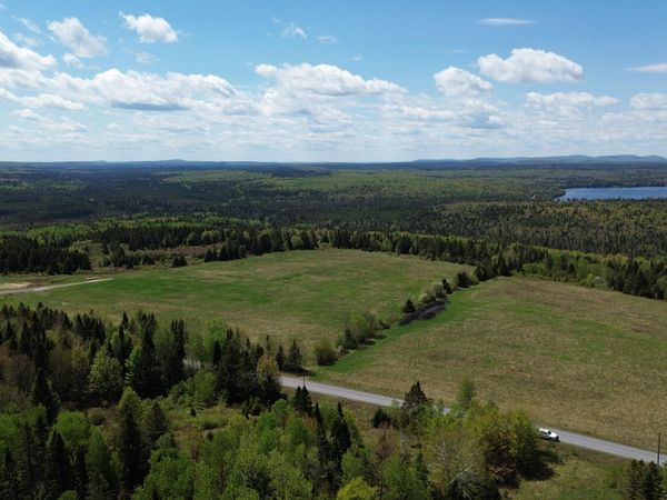 940 W Road, New Sweden, ME 04762