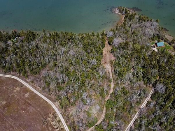 3 Middle Ground View , Jonesport, ME 04649