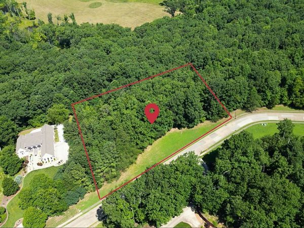 115 NW Bentley Park Drive , Unit 39, Cleveland, TN 37312