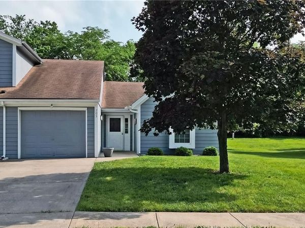 705 NE Swann Circle, Lee's Summit, MO 64086