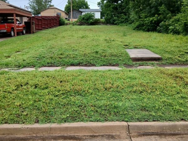 517 W 7th Avenue , Bristow, OK 74010