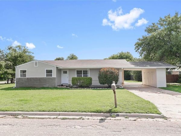 1909 7th Street, Brownwood, TX 76801