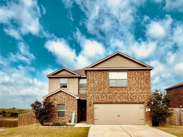 196 Cattlemans Creek Road W, Newark, TX 76071