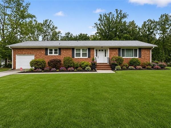 626 Kenneth Road, Greensboro, NC 27455