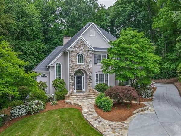 1150 Fallbrook Lane, Lewisville, NC 27023