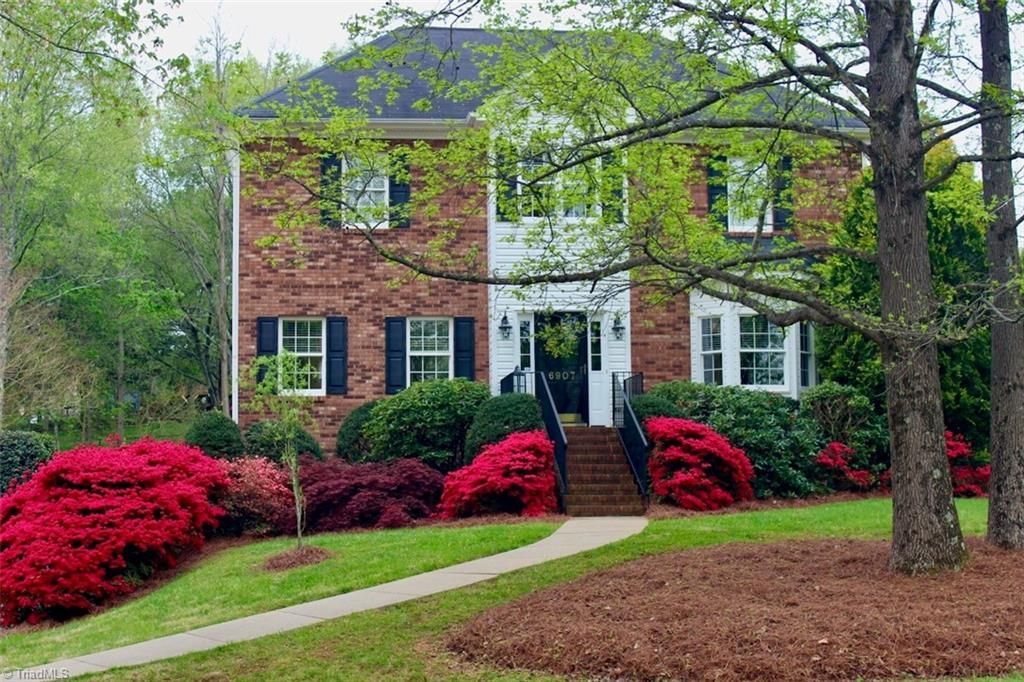 6907 Bridgewood Road, Clemmons, NC 27012 Main Photo