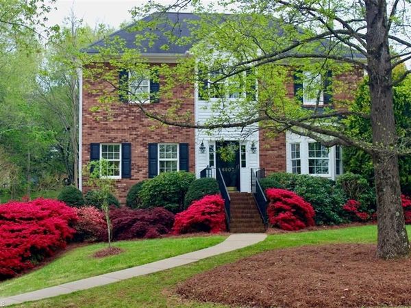 6907 Bridgewood Road, Clemmons, NC 27012