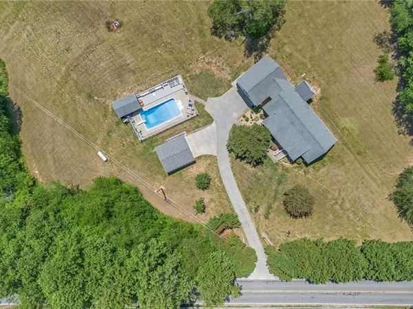 10755 N NC Highway 16, Millers Creek, NC 28651