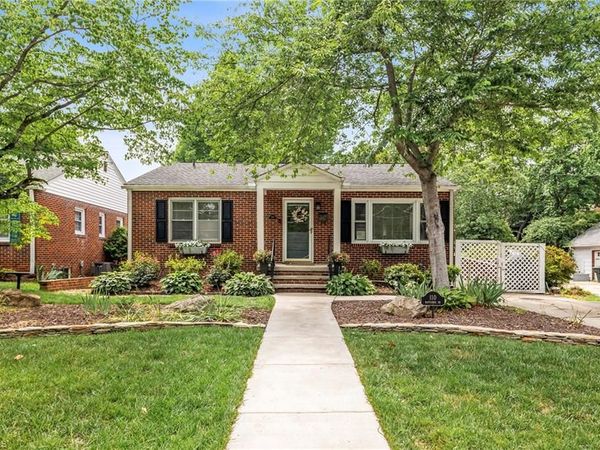 110 Mayflower Drive, Greensboro, NC 27403