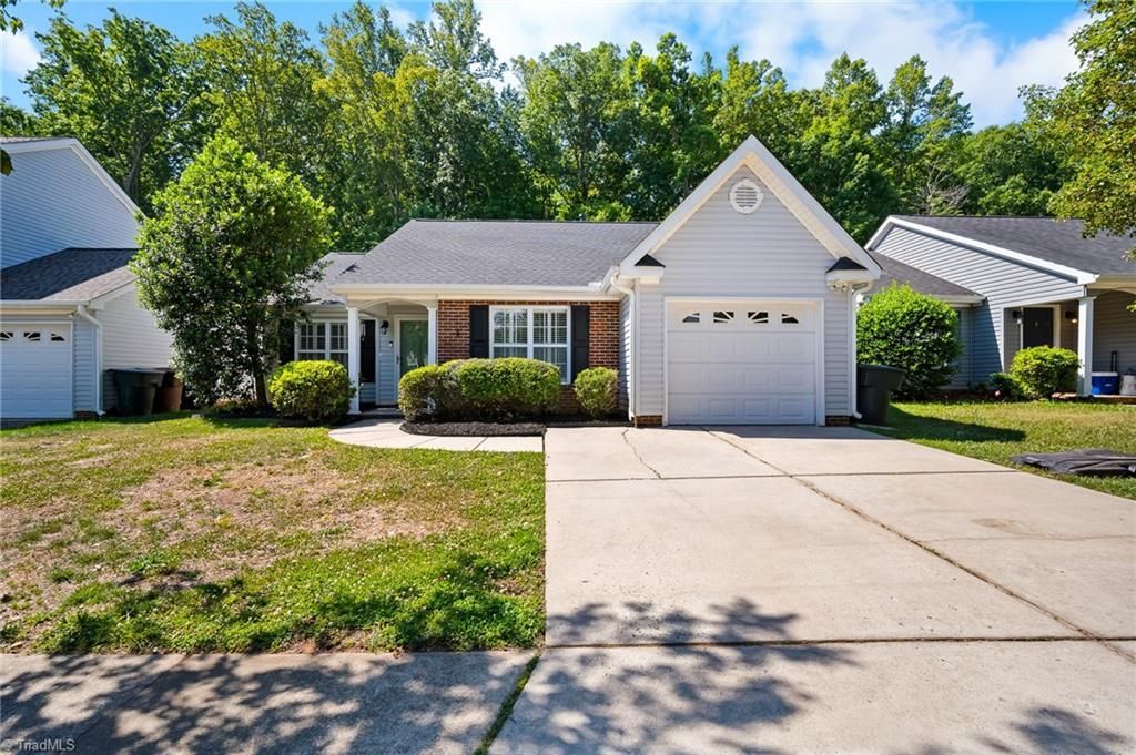 3932 Bluestem Drive, Greensboro, NC 27405 Main Photo